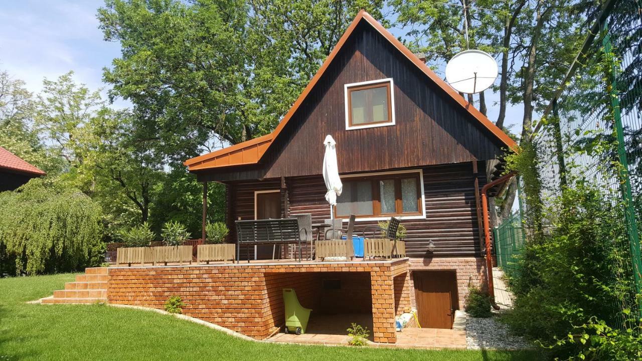 Dunaparti Ház Mosonmagyarovar Bagian luar foto