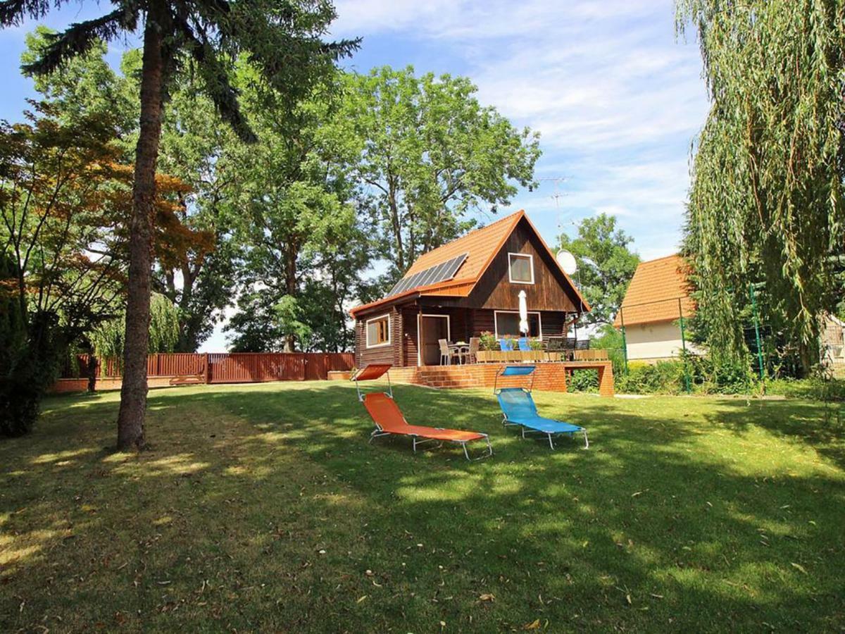 Dunaparti Ház Mosonmagyarovar Bagian luar foto